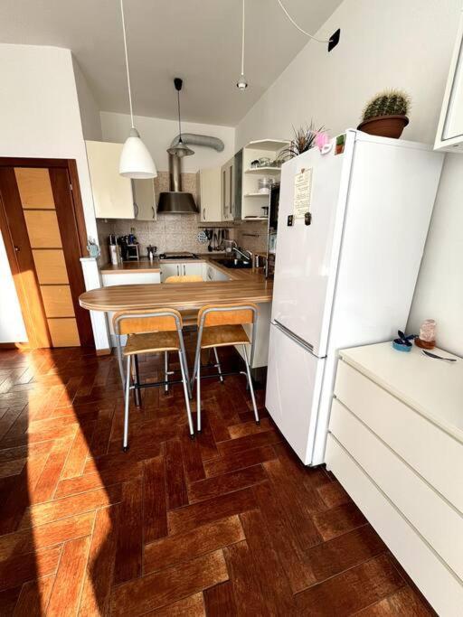 Casa Solymar Apartment วาลเลโครเซีย ภายนอก รูปภาพ